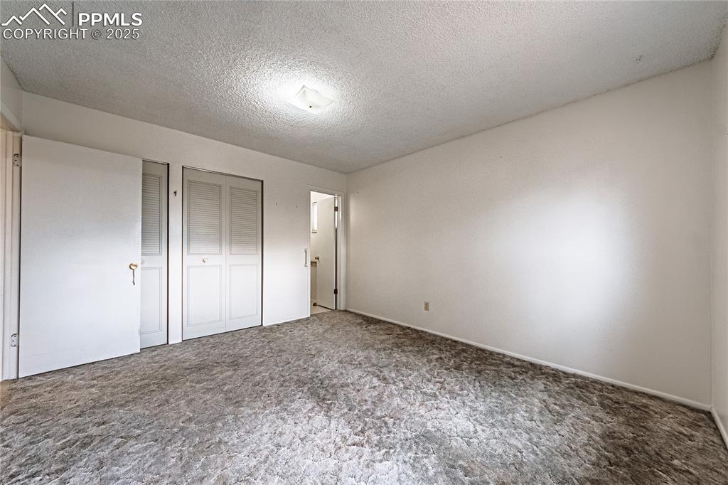 Image 20 of 44: Bedroom