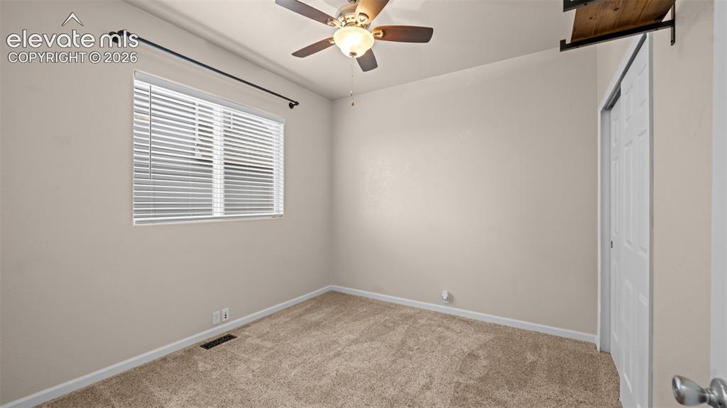 Image 18 of 37: Bedroom