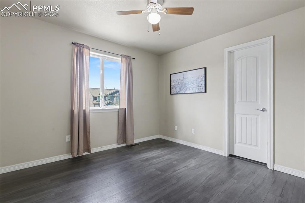 Image 26 of 31: Bedroom #3