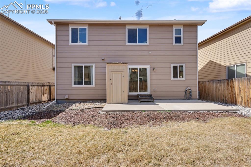 Image 30 of 31: Back of Structure