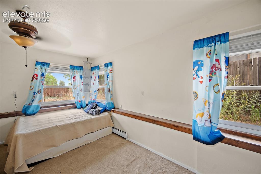 Image 10 of 28: Bedroom