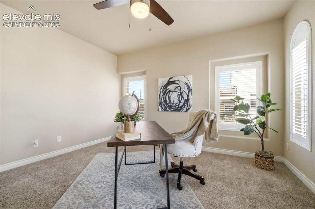 Image 9 of 50: Office