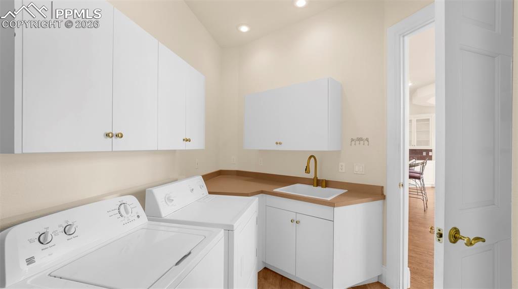 Image 27 of 49: Laundry