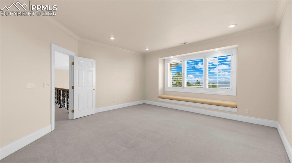 Image 32 of 49: Bedroom