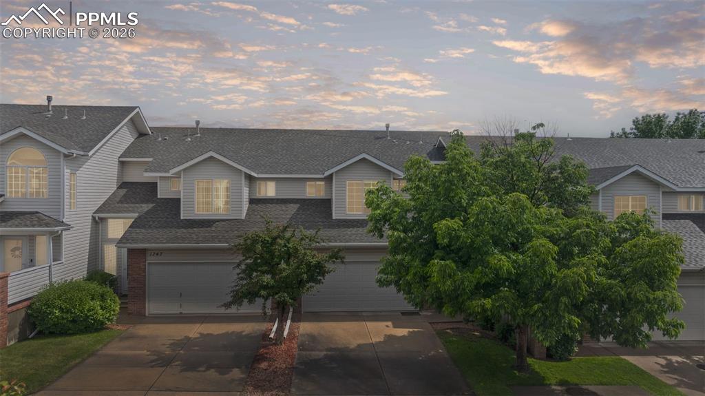 Image 2 of 31: Front of Structure