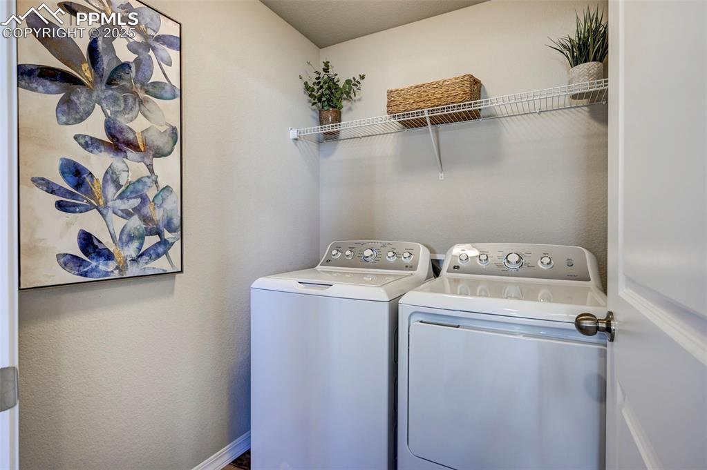 Image 13 of 34: Laundry