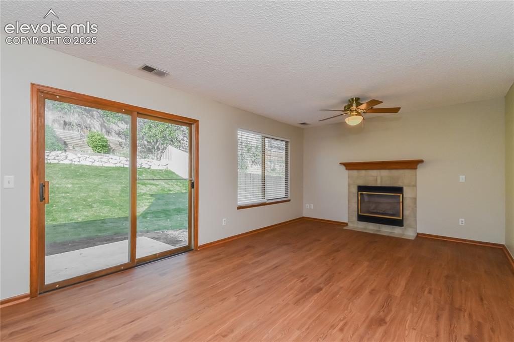 Image 2 of 15: Living Room