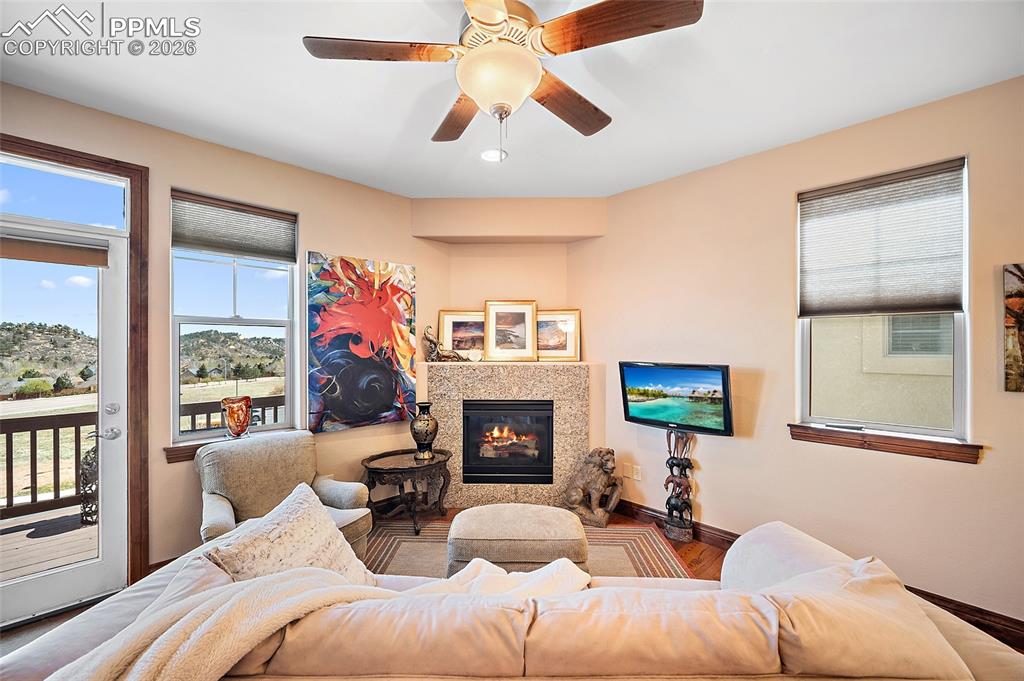 Image 13 of 42: Living Room