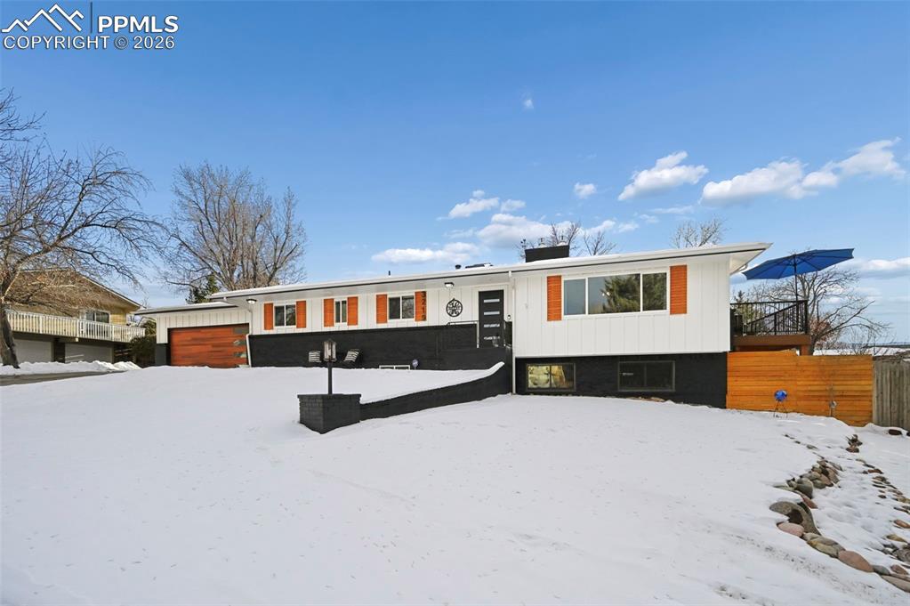 Image 2 of 50: Front of Structure