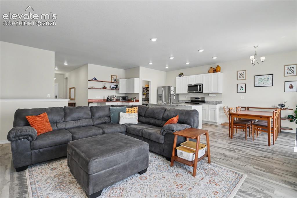 Image 6 of 32: Living Room