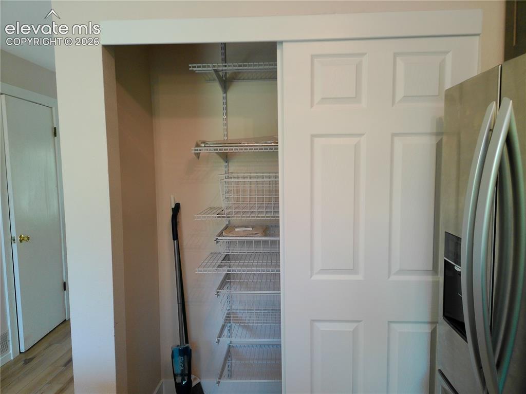 Image 12 of 38: Kitchen