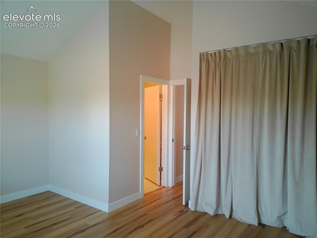 Image 18 of 38: Bedroom