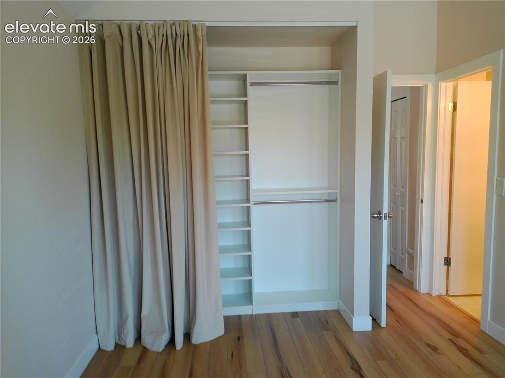Image 24 of 38: Closet