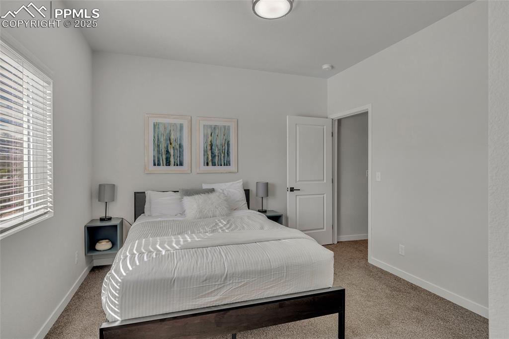 Image 22 of 40: Bedroom