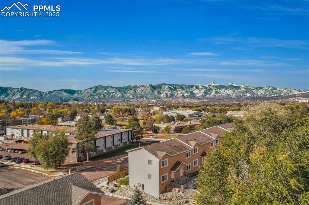 Image 39 of 40: View