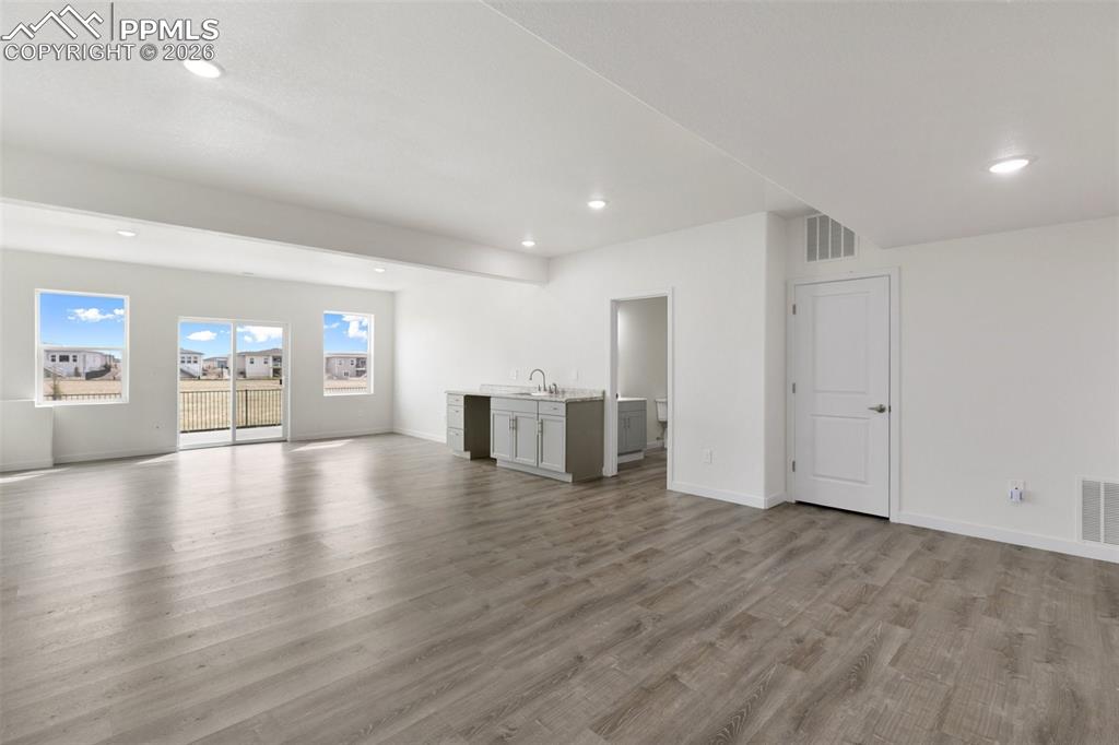 Image 39 of 46: Recreation Room