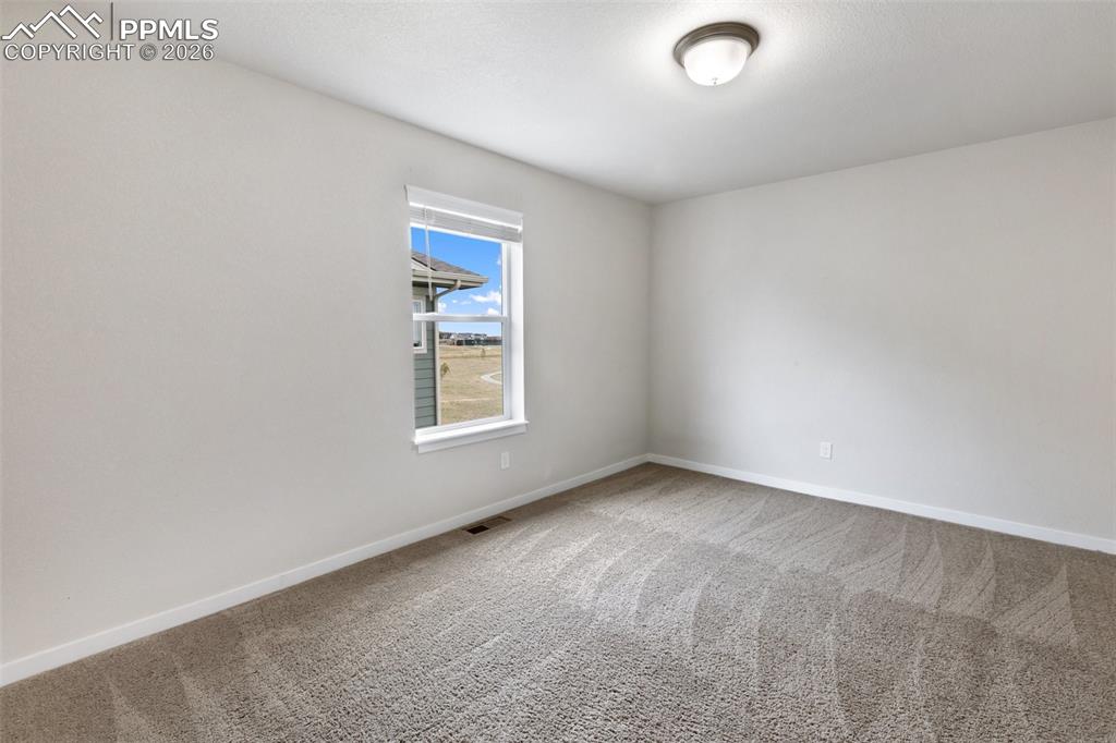 Image 45 of 46: Bedroom