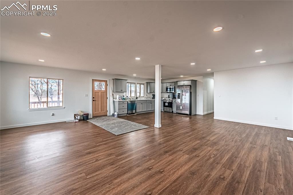 Image 6 of 38: Living Room