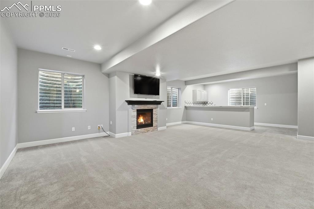 Image 30 of 48: Living Room