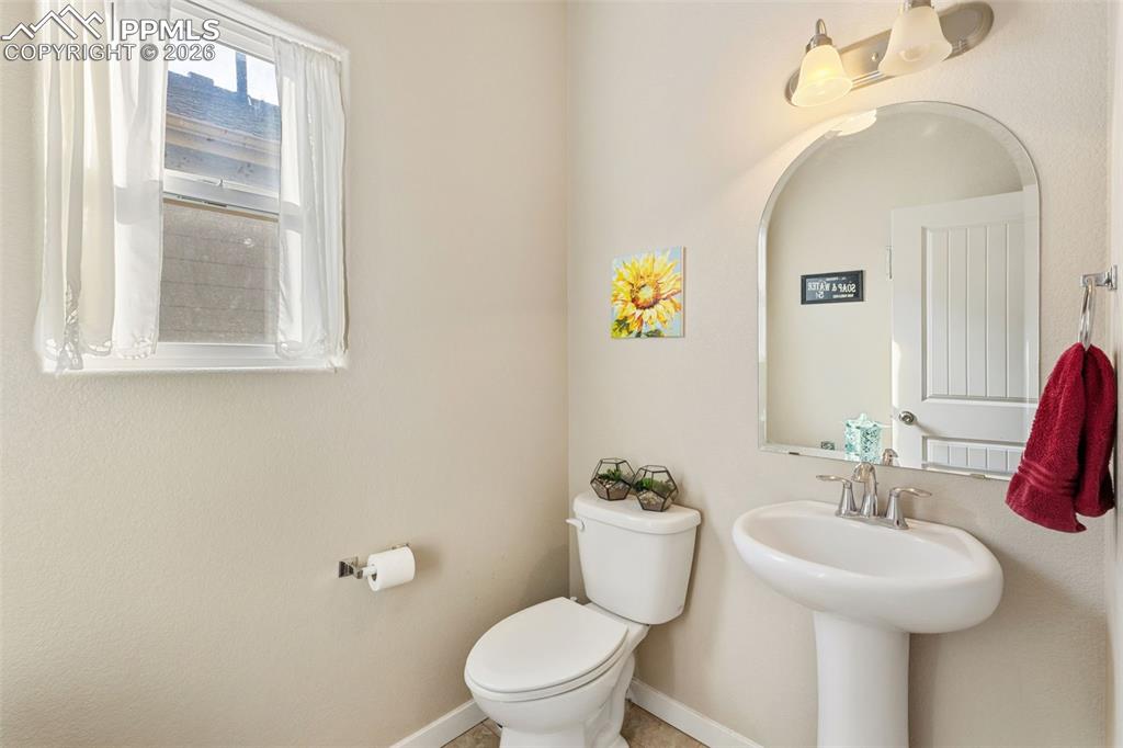 Image 10 of 34: Bathroom