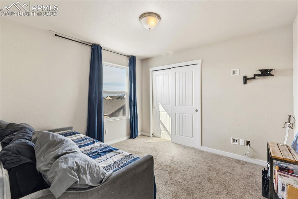 Image 20 of 34: Bedroom