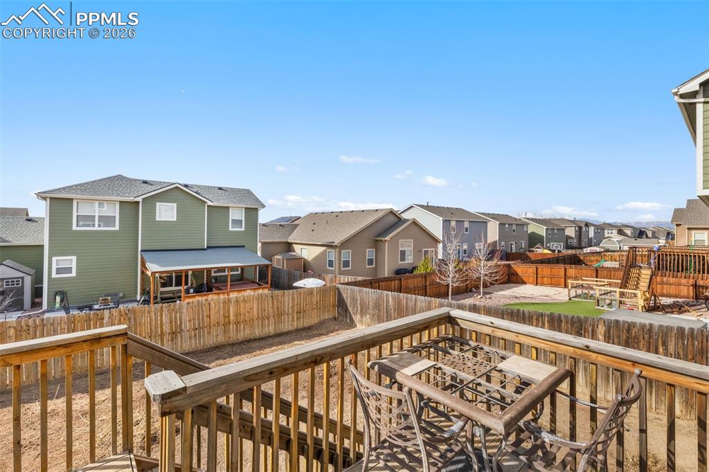 Image 26 of 34: Deck