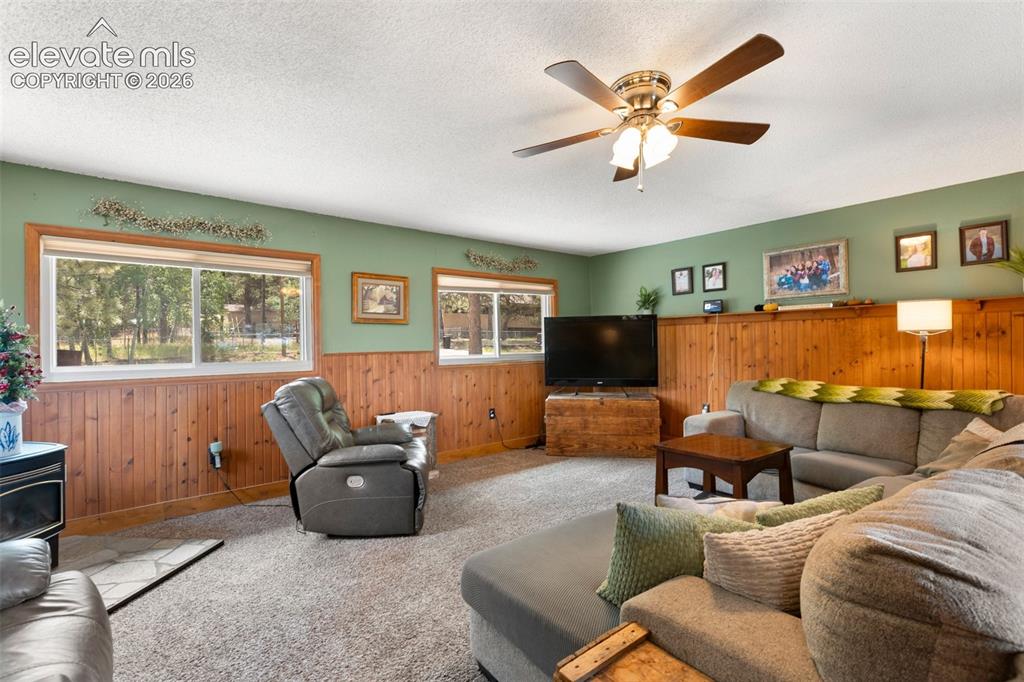 Image 14 of 49: Living Room