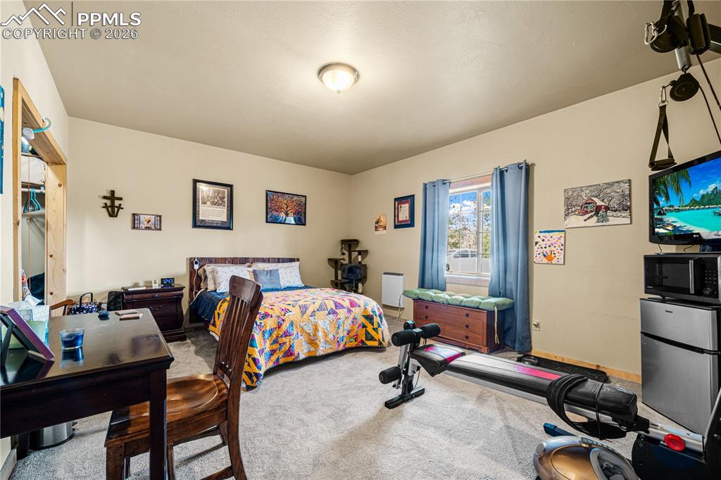 Image 26 of 38: Bedroom