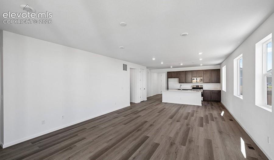 Image 14 of 26: Living Room