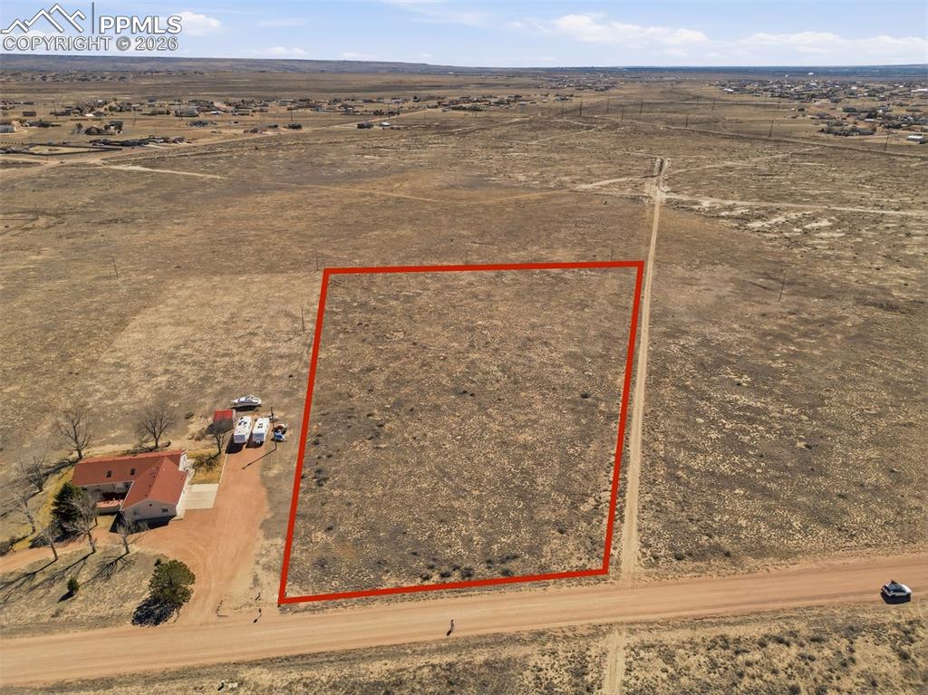 Image 4 of 24: Property Lines are Approximate and not a survey