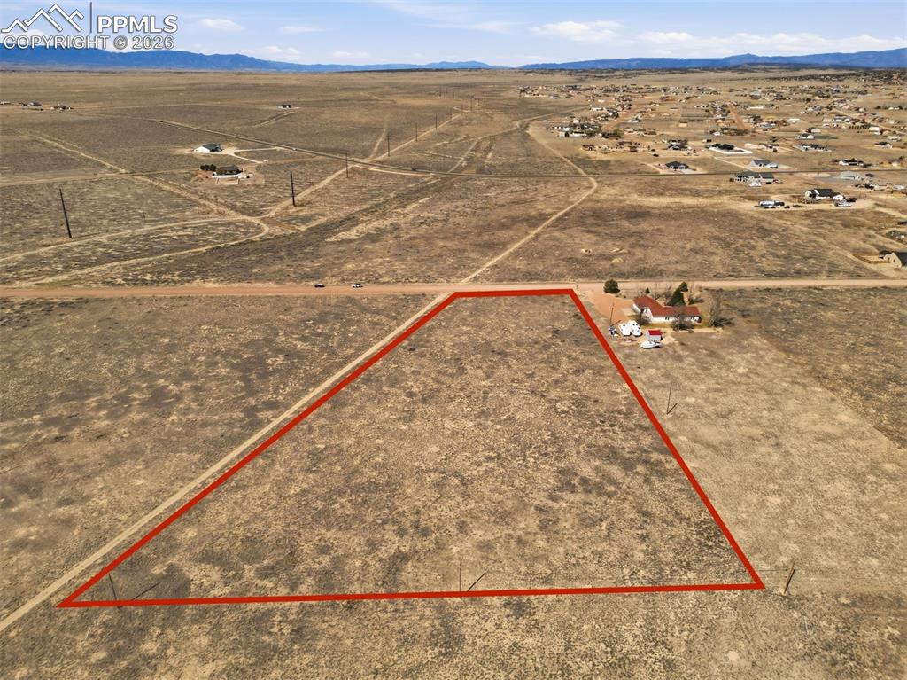 Image 6 of 24: Property Lines are Approximate and not a survey