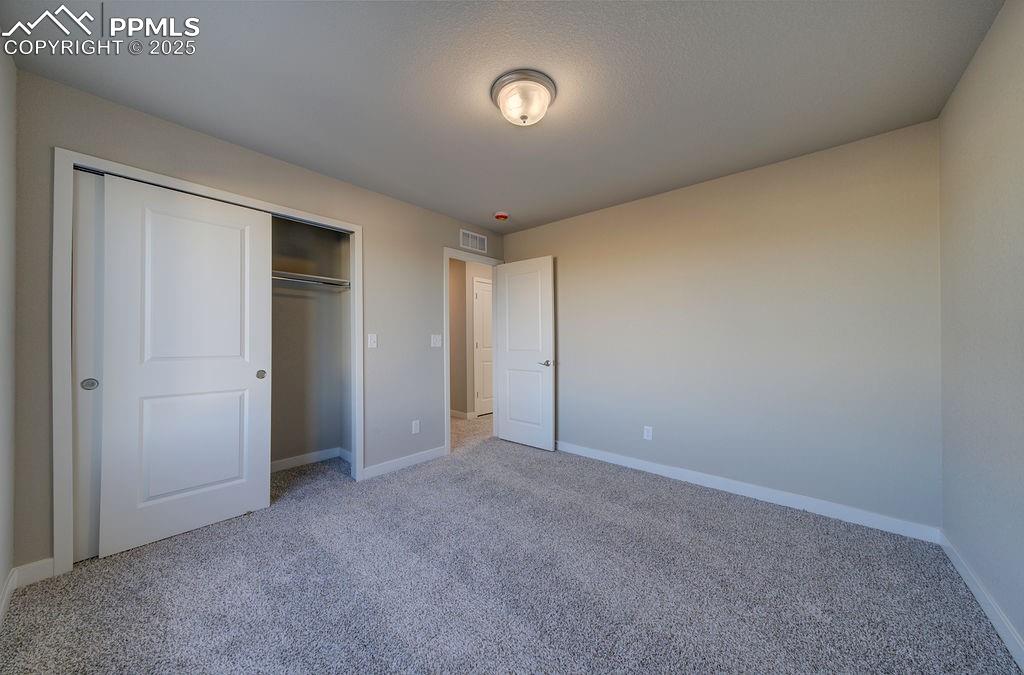 Image 39 of 45: Bedroom