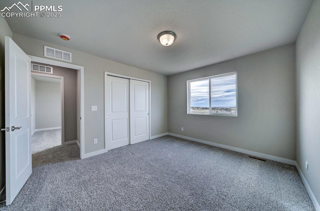 Image 40 of 45: Bedroom