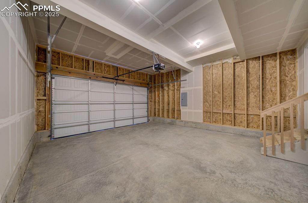 Image 45 of 45: Garage