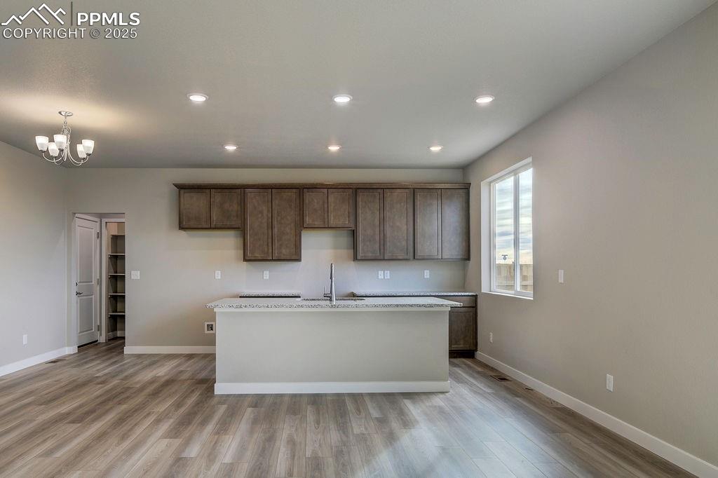 Image 7 of 45: Kitchen