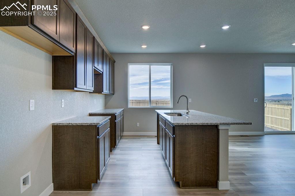 Image 8 of 45: Kitchen