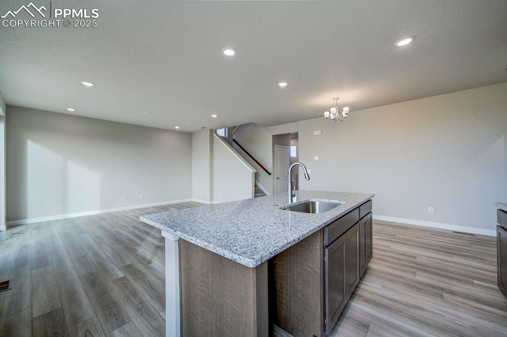 Image 9 of 45: Kitchen