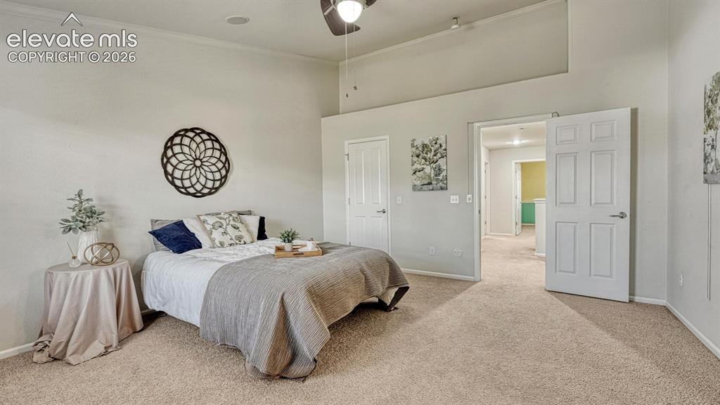 Image 15 of 23: Bedroom