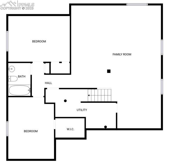 Image 36 of 38: Main Level Floor Plan