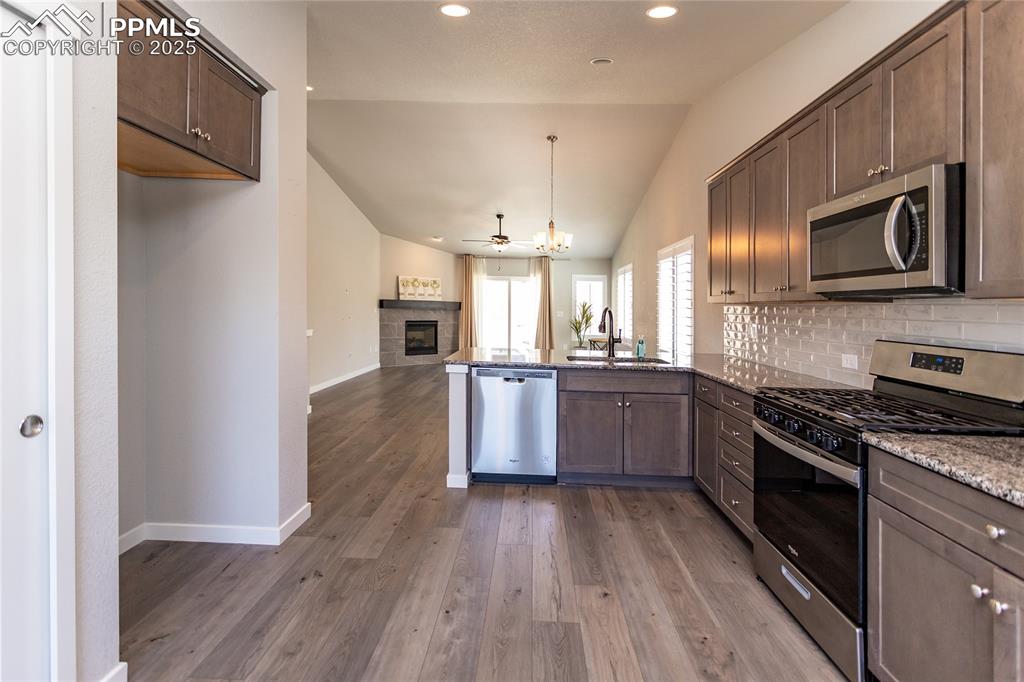 Image 8 of 38: Spacious kitchen with room for Cafe Table