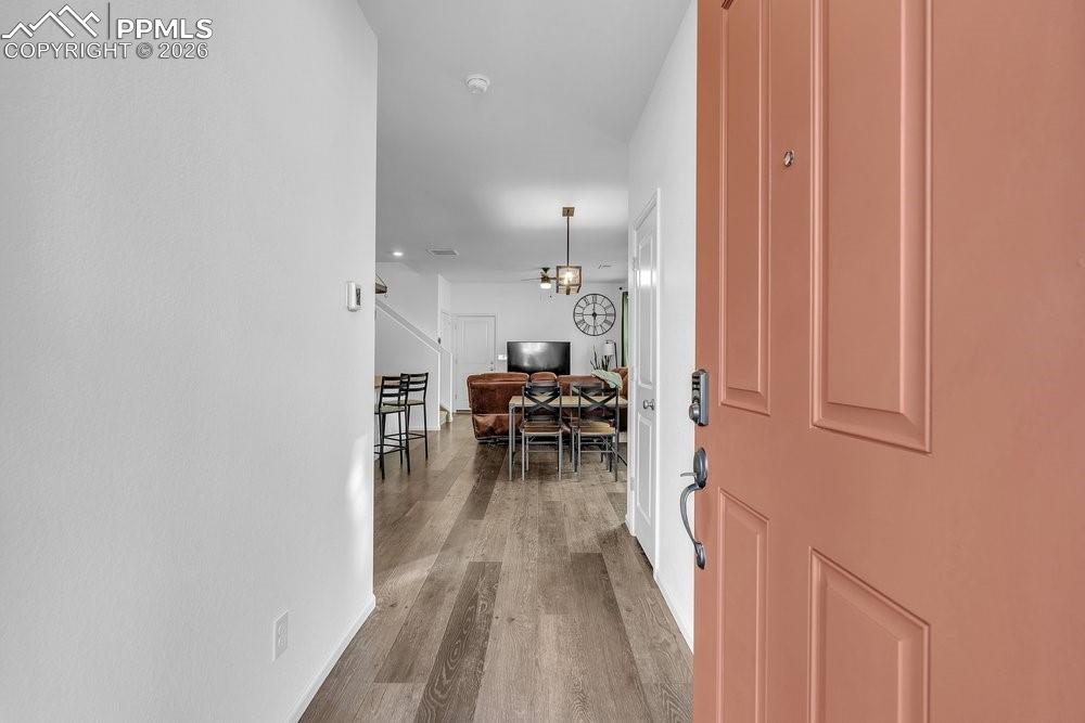 Image 13 of 42: Entry