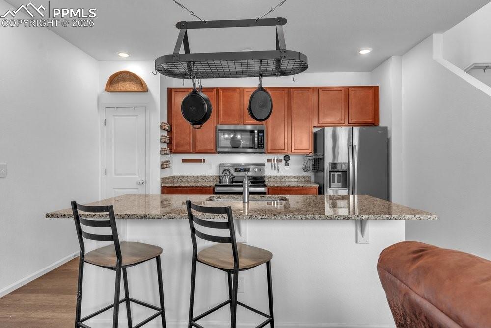 Image 19 of 42: Kitchen