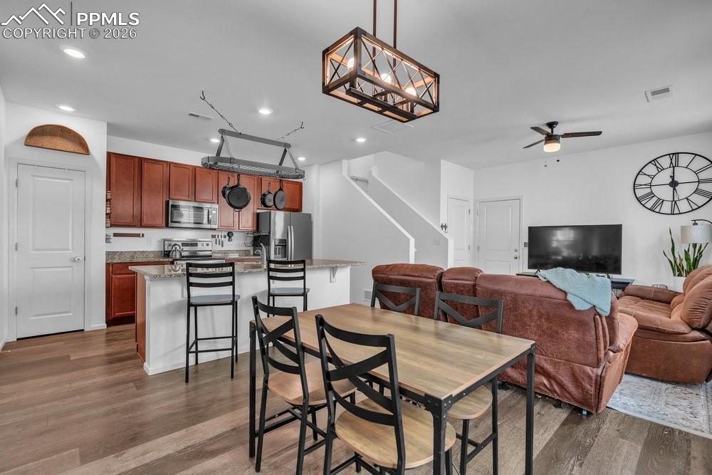 Image 2 of 42: Dining Area