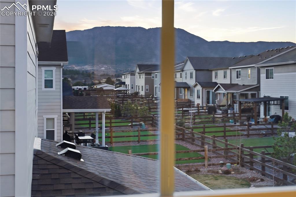 Image 15 of 32: View