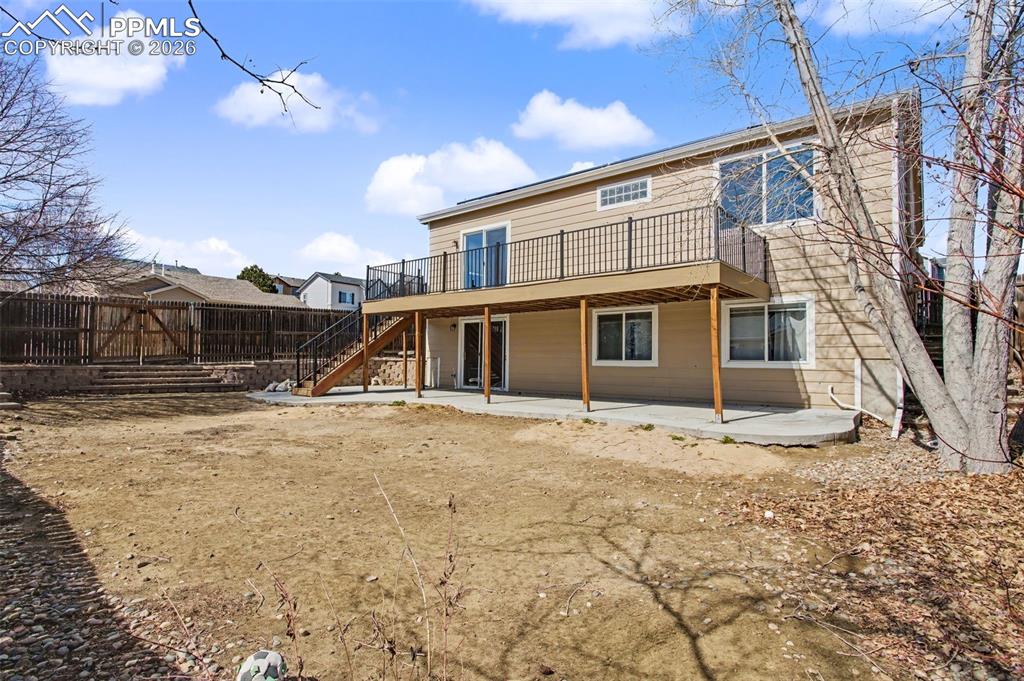 Image 29 of 32: Back of Structure