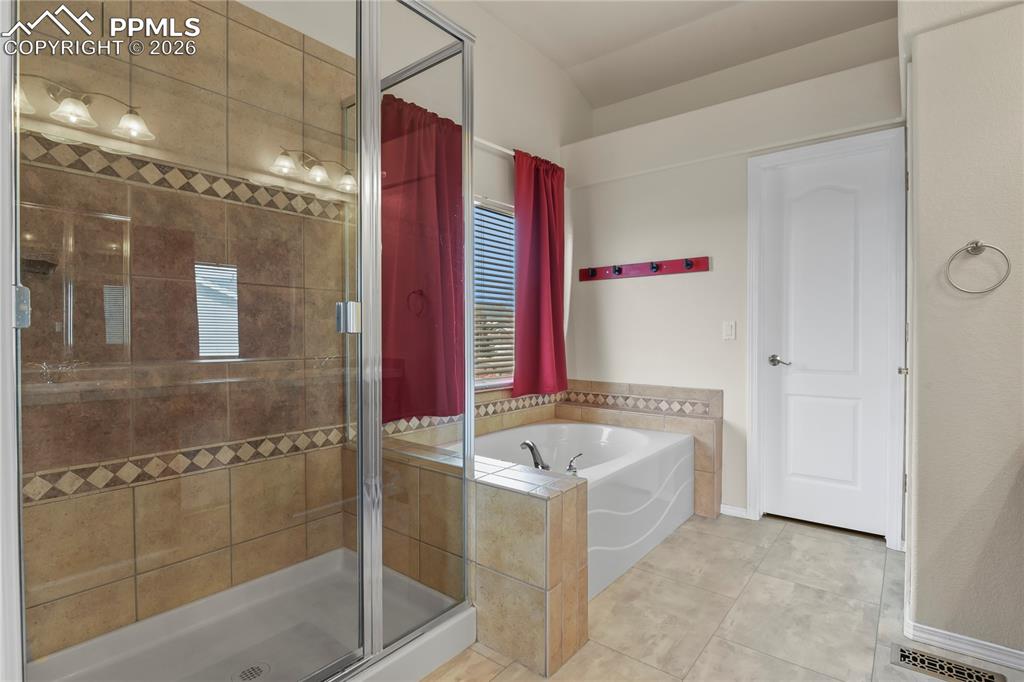 Image 27 of 50: Master Bathroom