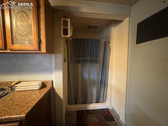 Image 8 of 10: Detached residential property- interior 