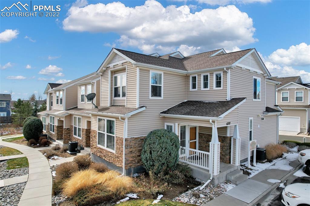 Listing 9224176, Image 1 of 32