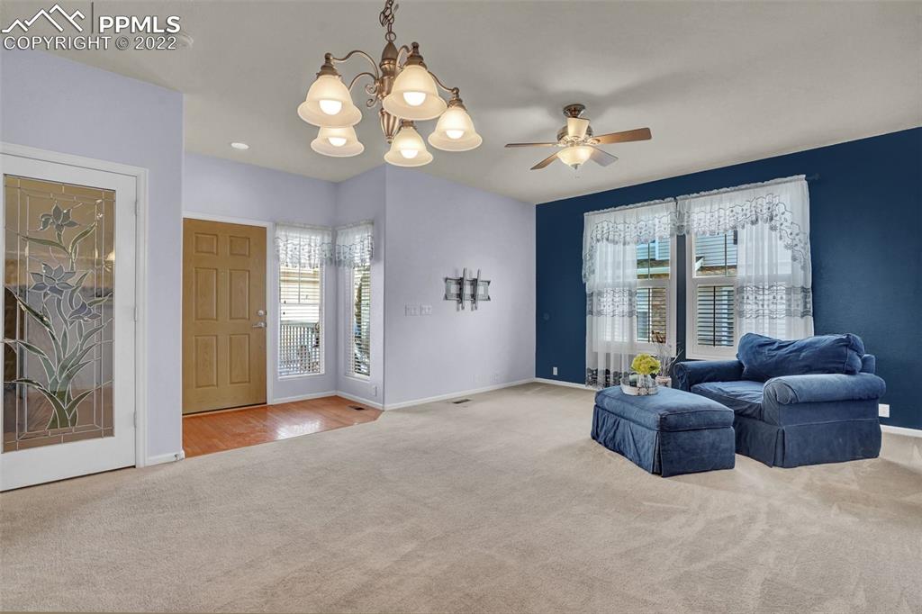 Listing 9224176, Image 3 of 32