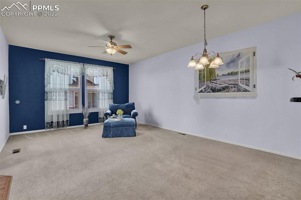 Listing 9224176, Image 4 of 32